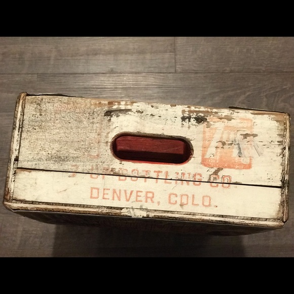 Vintage Seven Up Bottle Crate - Picture 4 of 6